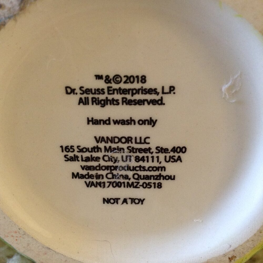 2018 Grinch Mug Vandor LLC Look at that smug his face Christmas Cindy Lou Who - Picture 4 of 6